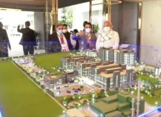 COVID: PM Modi reaches Pune after visiting Hyderabad and Ahemdabad to review coronavirus vaccine