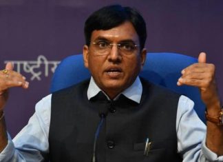 Mansukh Mandavia takes charge as new Union Health Minister